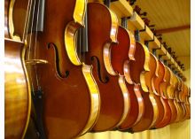 violines nuevos y antiguos